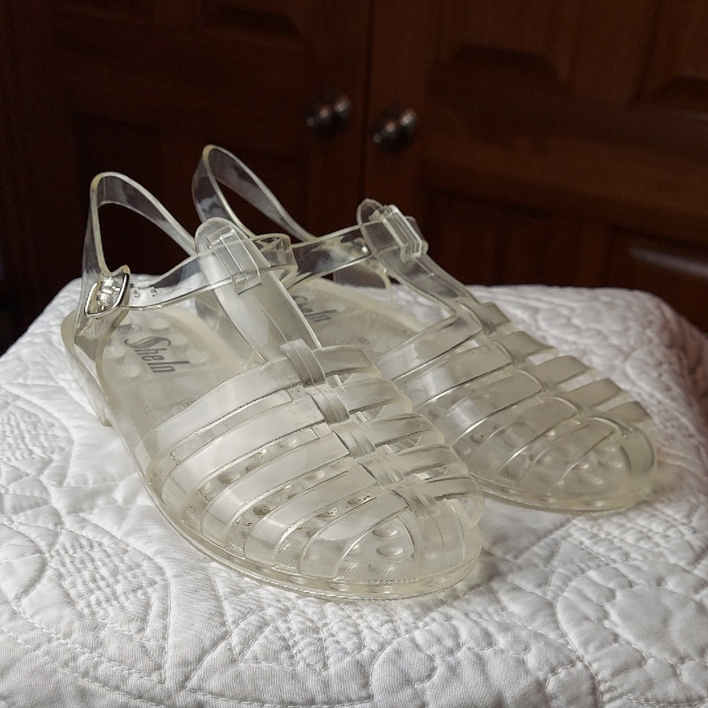 * Sheln Women's Clear Jelly Sandals, Resortwear Beach Pool, Size 8, Like New